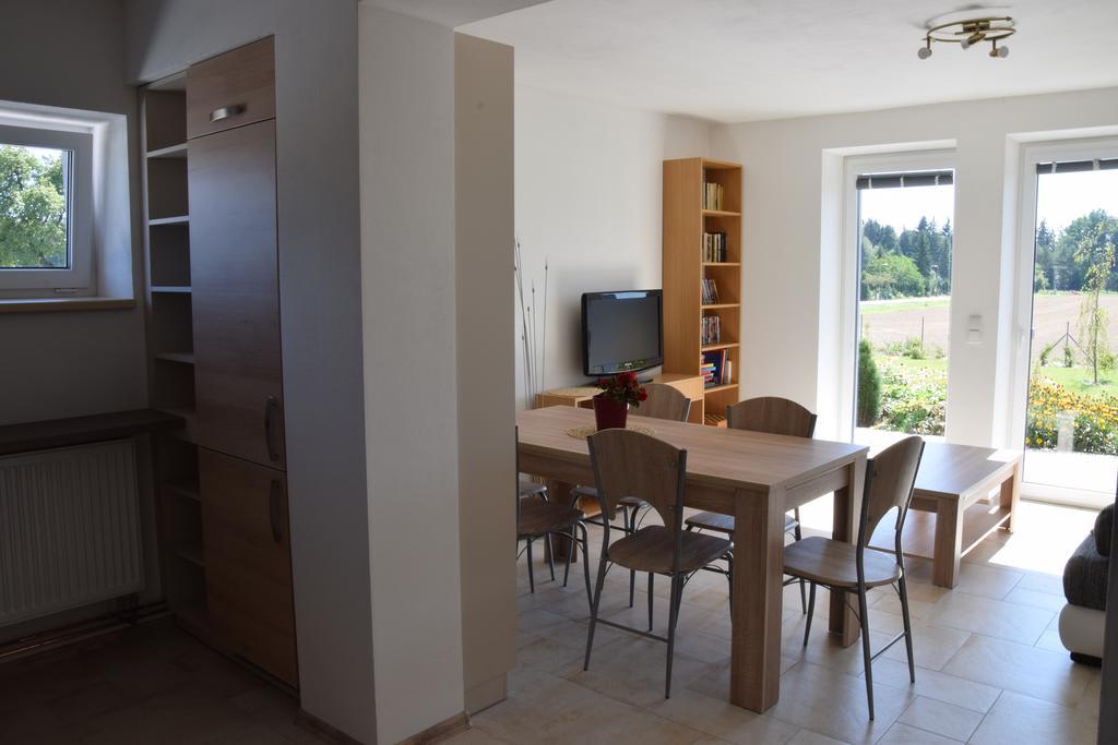 Penzion Na Samotach Apartman Jindřichŭv Hradec Kültér fotó