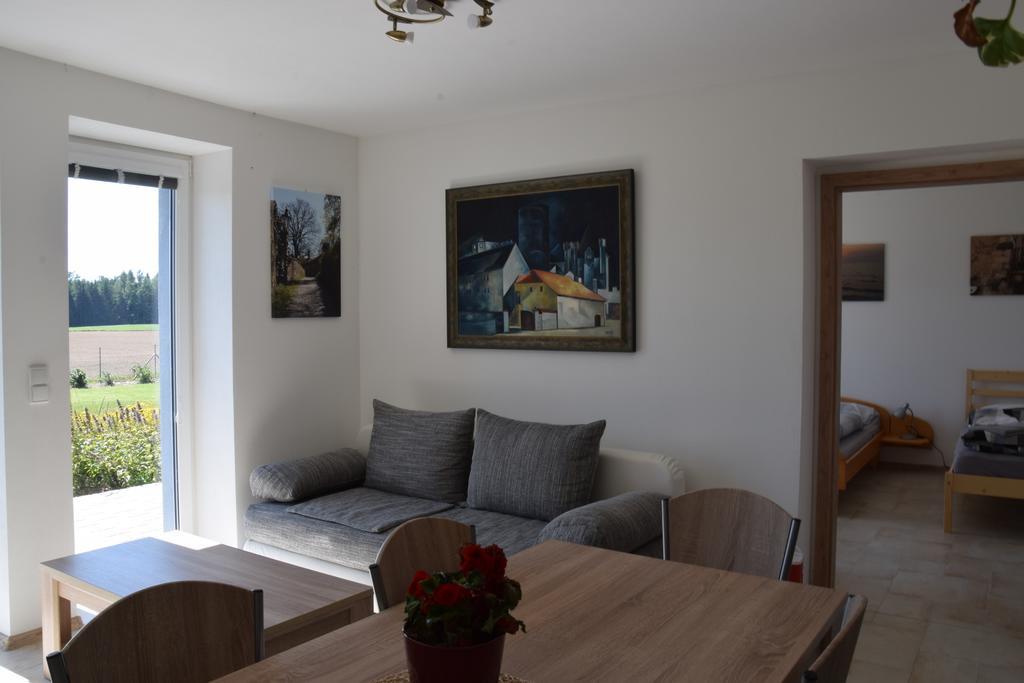 Penzion Na Samotach Apartman Jindřichŭv Hradec Kültér fotó