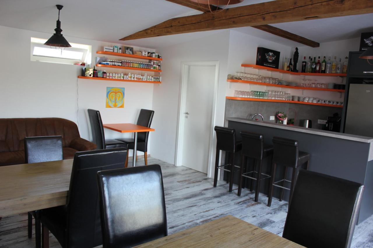 Penzion Na Samotach Apartman Jindřichŭv Hradec Kültér fotó
